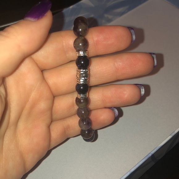 🌷Amethyst Stretch Bracelet - Picture 3 of 3